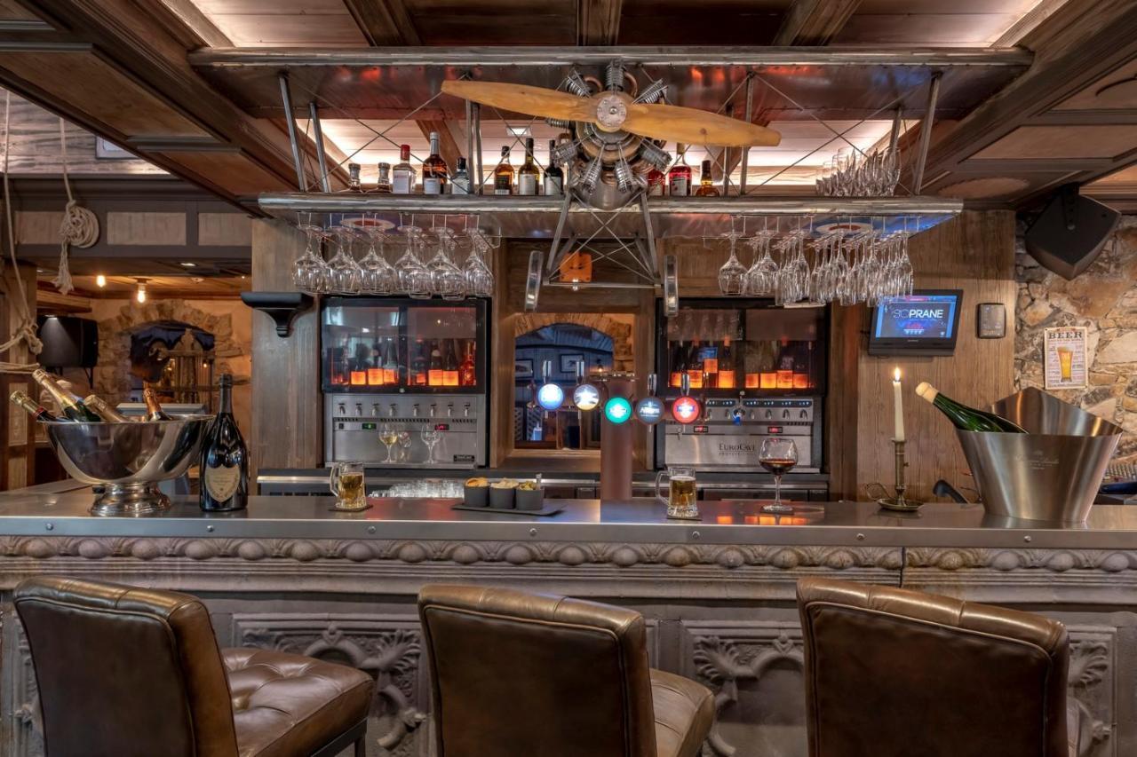 מריבל Hotel La Chaudanne מראה חיצוני תמונה